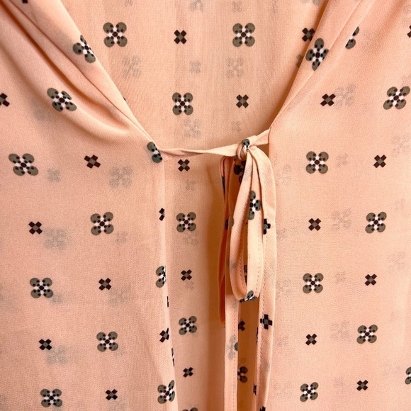 Penningtons peach print chiffon tunic top 2X - Picture 5 of 9